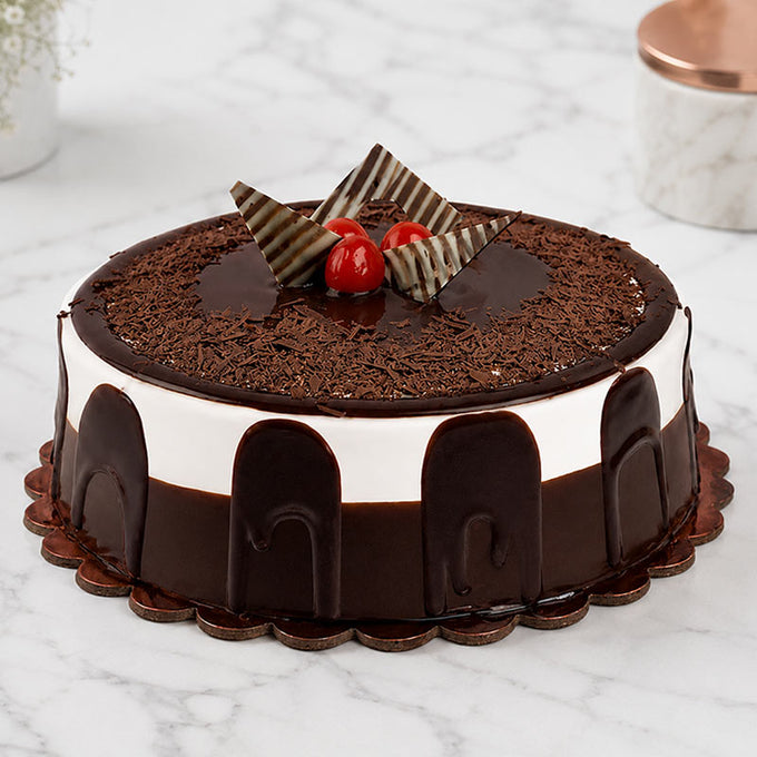 Choco Vanilla Cake 1 Kg - Cake Delivery in Kalyani