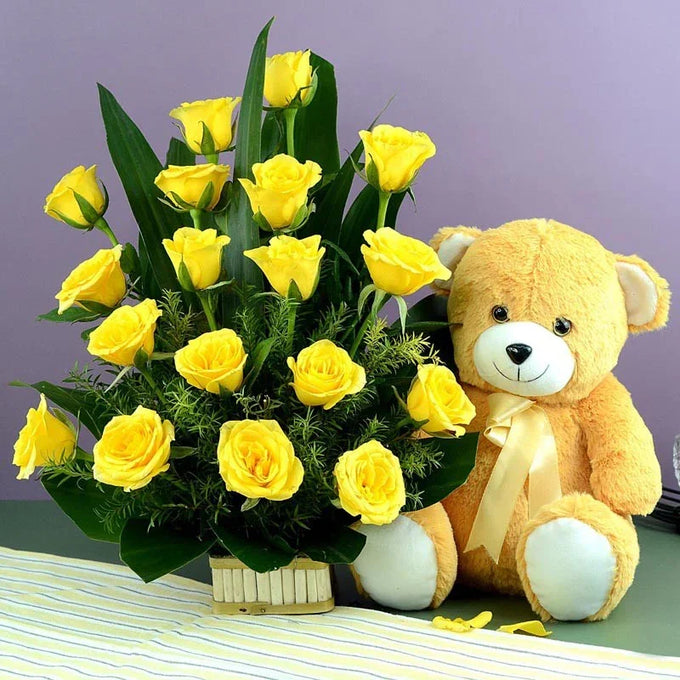 Gracious Love Hamper - Flower Delivery in Kalyani