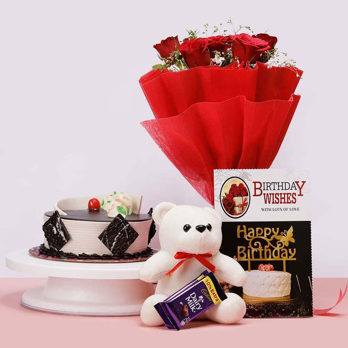 Love That Pampers wishes - Flower Delivery in GiftsGhaziabad