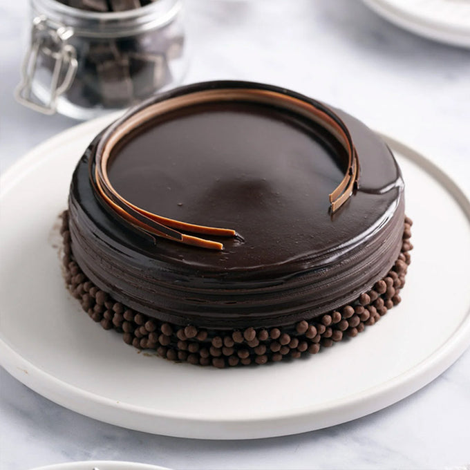 Rich Truffle Chocolate Cake Half Kg - Cake Delivery in GiftsGhaziabad