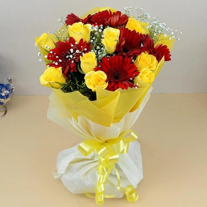 Sunset Kisses Bouquet - Flower Delivery in Kalyani