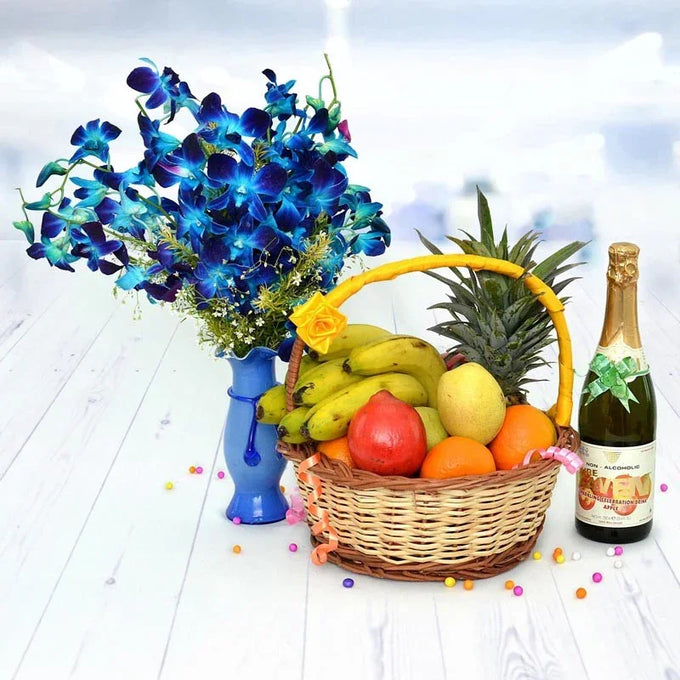 Totally Extravagant Hamper - Flower Delivery in GiftsGhaziabad