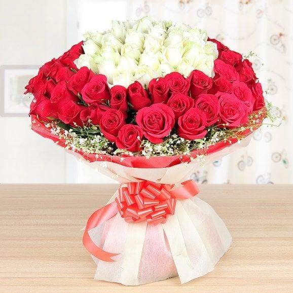 100 Red & White Roses Hand Tied Bouquet - Flower Delivery in GiftsGhaziabad