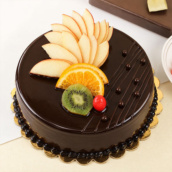 Chocolate Cake with Fresh Fruit Toppings Half Kg