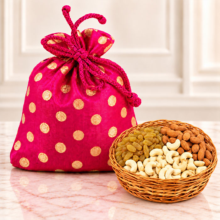 Dry Fruits Potli Hamper with Cashews Raisins & Greeting Card