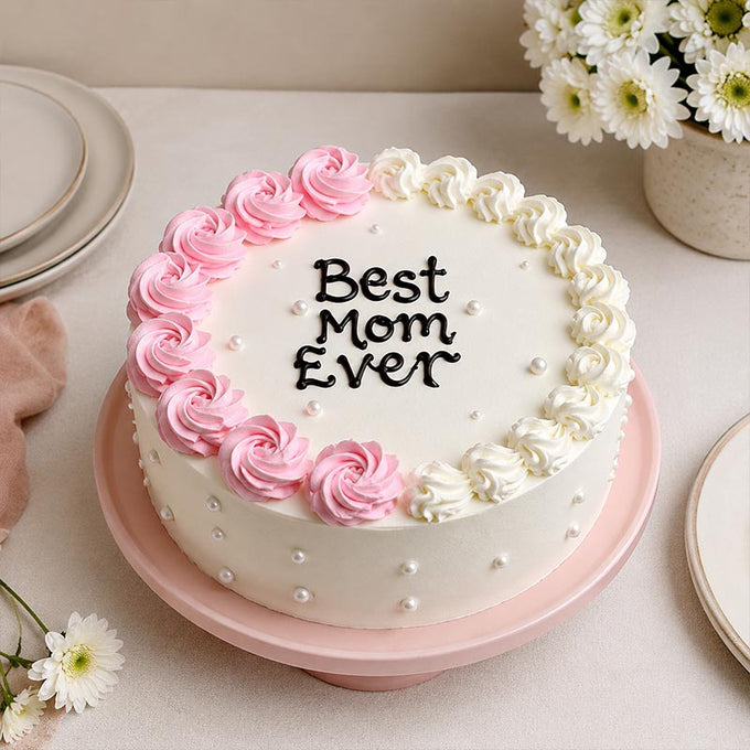 Half Kg Best Mom Vanilla Rose Cake