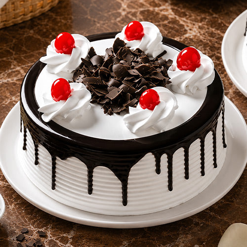 Half Kg Black Forest Cake Addon - Cake Delivery in GiftsGhaziabad