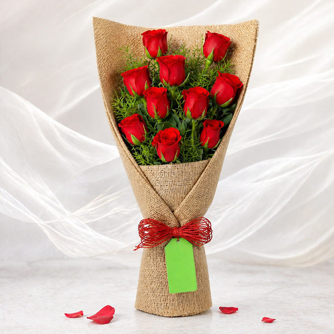 10 Red Roses Jute Wrapped Bouquet Gift | OyeGifts - Flower Delivery in GiftsGhaziabad