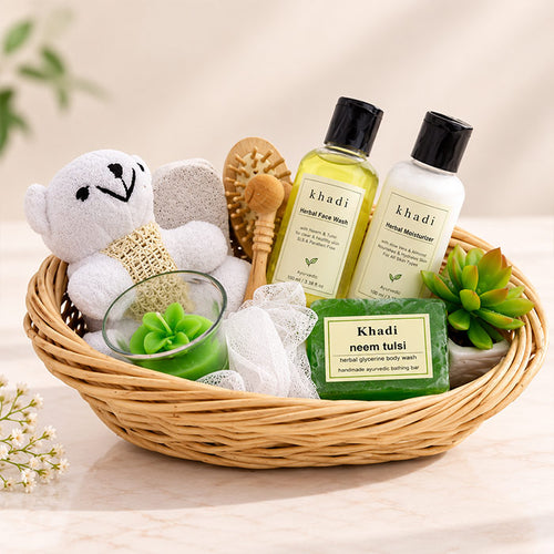 Khadi Self Care Hamper with Bath & Grooming Items