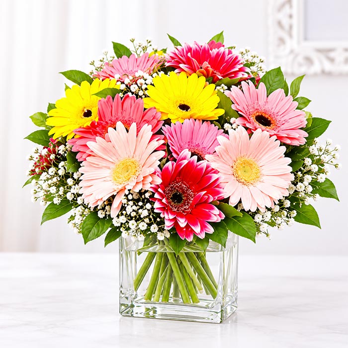 Mixed Flower Bouquet with 3 Lilies, 4 Yellow Gerberas & 2 Pink Roses