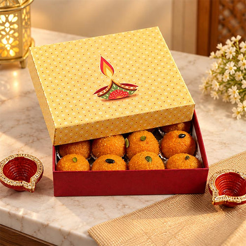 Moti Choor Laddoo Box with Decorative Diyas 500g
