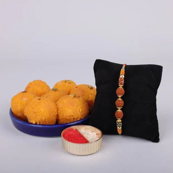 Rudraksha Rakhi With Motichoor Laddoo 250 Gm