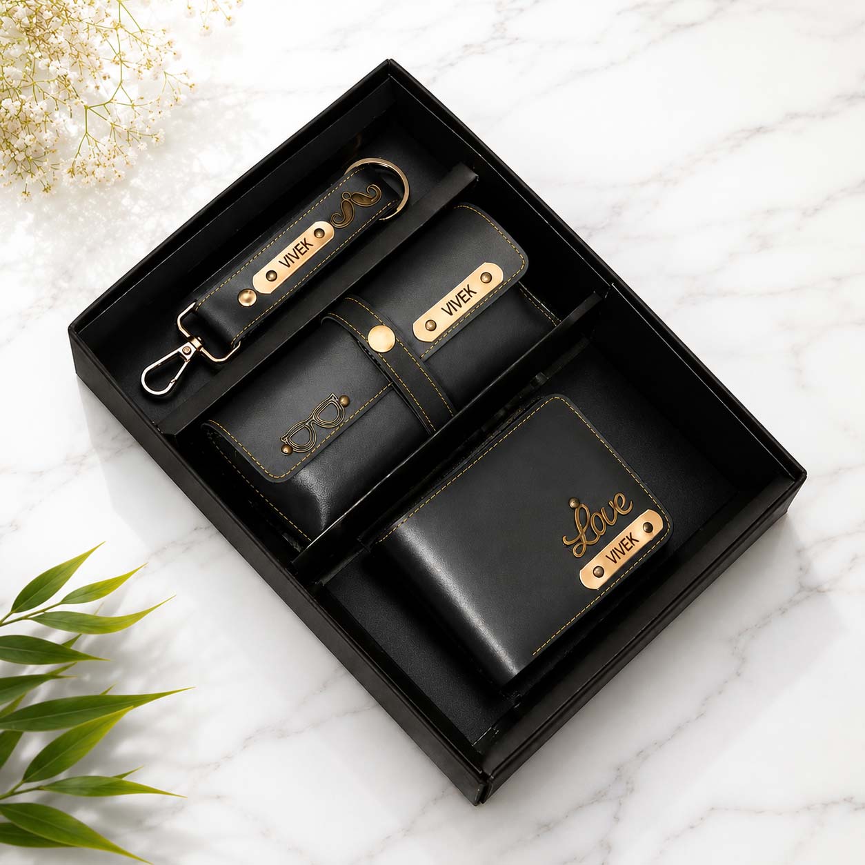 Personalized Leather Gift Set for Men – Wallet, Keychain & Pouch