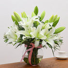 White lily vase customer review image