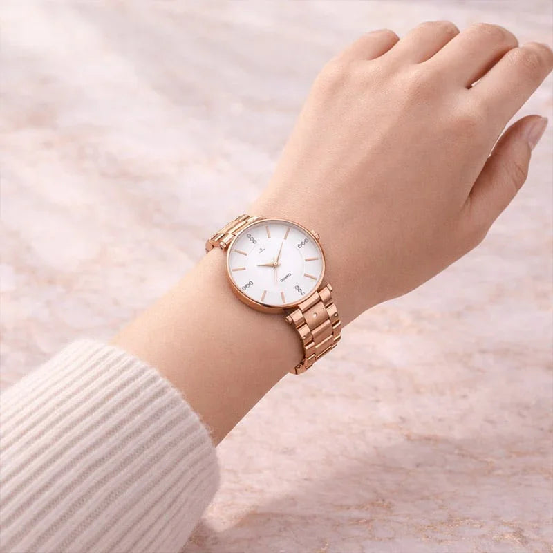 Dial Metal Chain Analog Watch for Women