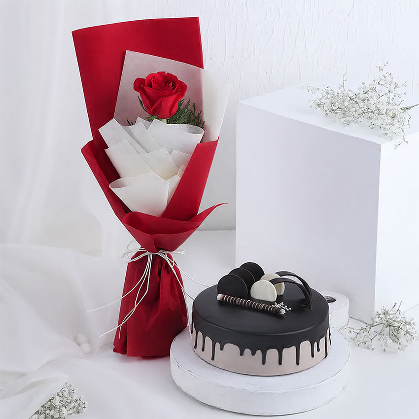 Elegant Chocolate Cake with Red Rose Bouquet