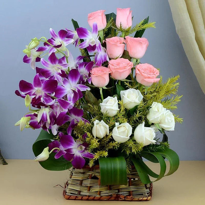 Forever Yours - Flower Delivery in GiftsGhaziabad