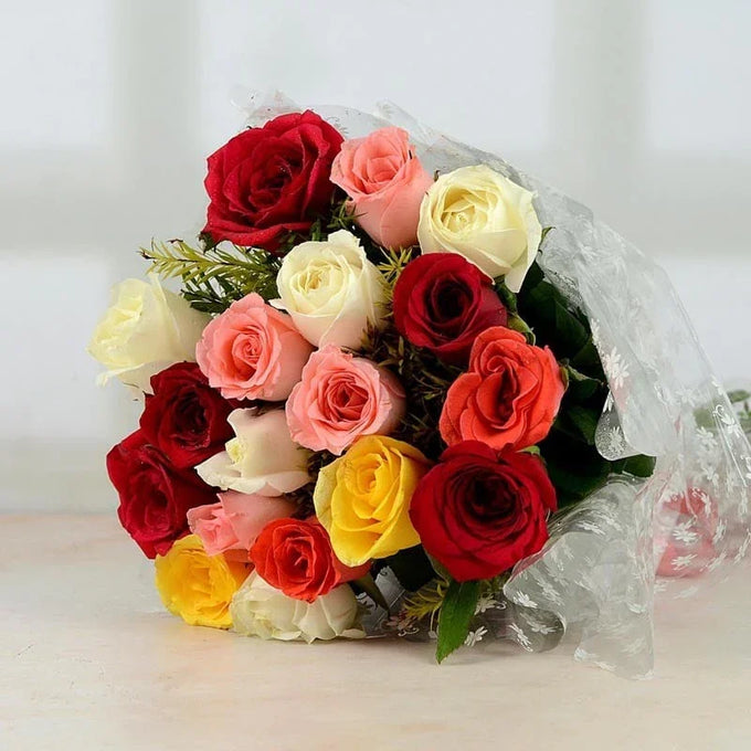 Fascinating Mixed Rose Bouquet - Flower Delivery in GiftsGhaziabad