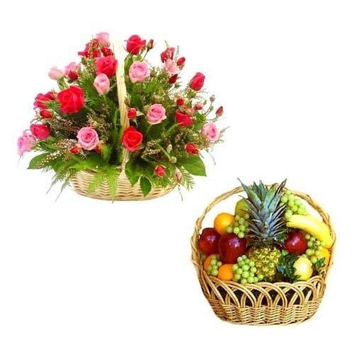 100 Mixed Roses Basket with 3 Kg Fresh Fruits Basket - Flower Delivery in GiftsGhaziabad