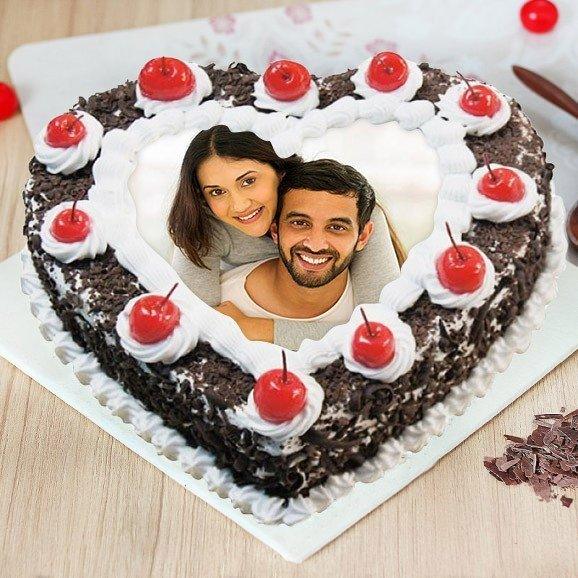 1 Kg Heart Shaped Black Forest Photo Cake
