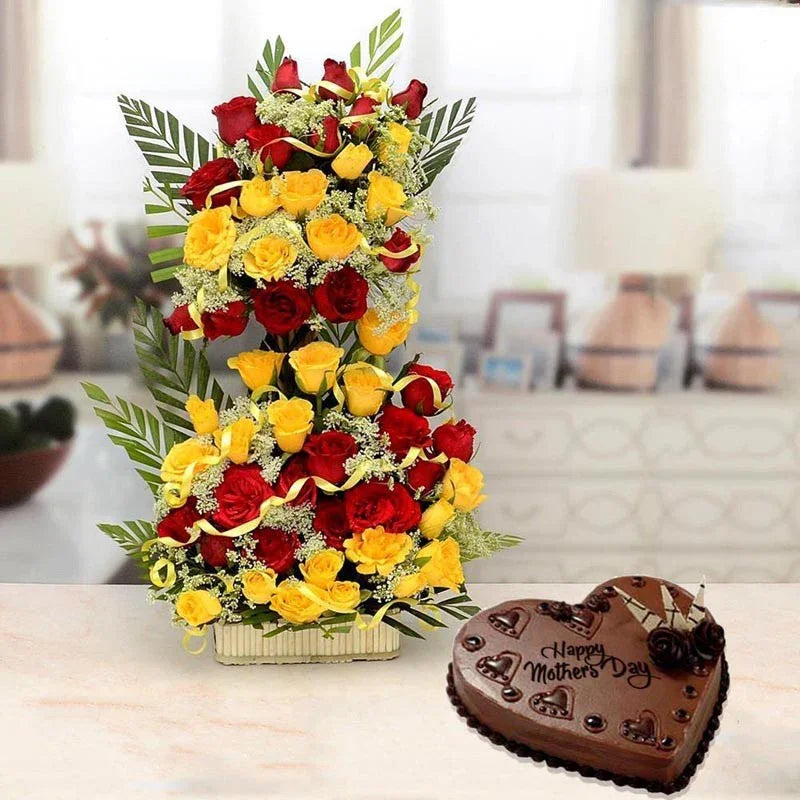 Rosy Hamper With Cake