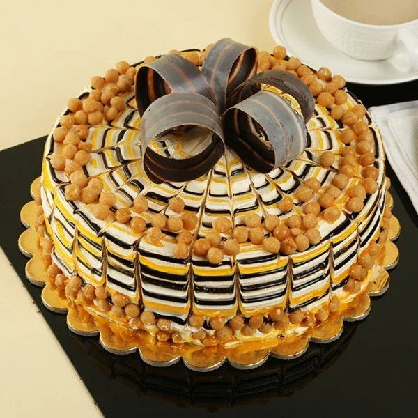 Crunchy Half Kg Butterscotch Celebration Cake - Cake Delivery in Kalyani