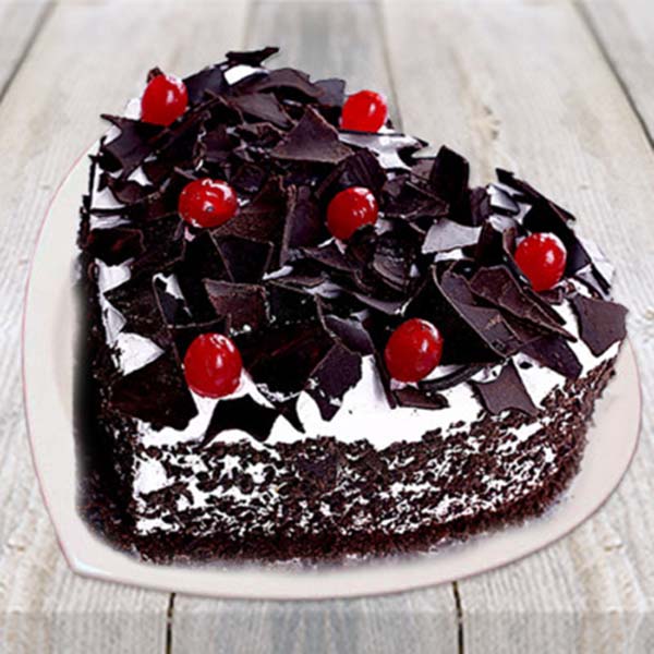 Half kg Heart Shape Black Forest Cake