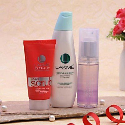 Lakme Face Scrub With Cleanser And Toner