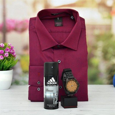Fastrack watch with Maroon Shirt For Men