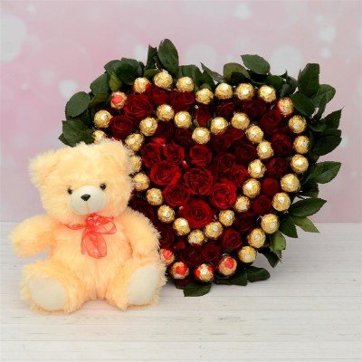 Heart Shape Rose Arrangment & Ferrero Rocher Combo