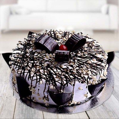 Half kg Wild Delight Chocolate Vanilla Cake