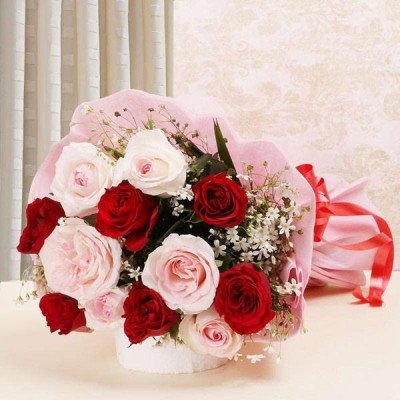 Glamorous Red and Pink Roses Bouquet